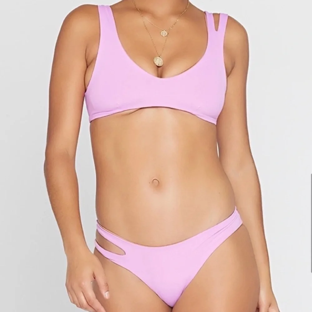 NWT L*Space Bikini Top | Revolve | one wave top pink & purple